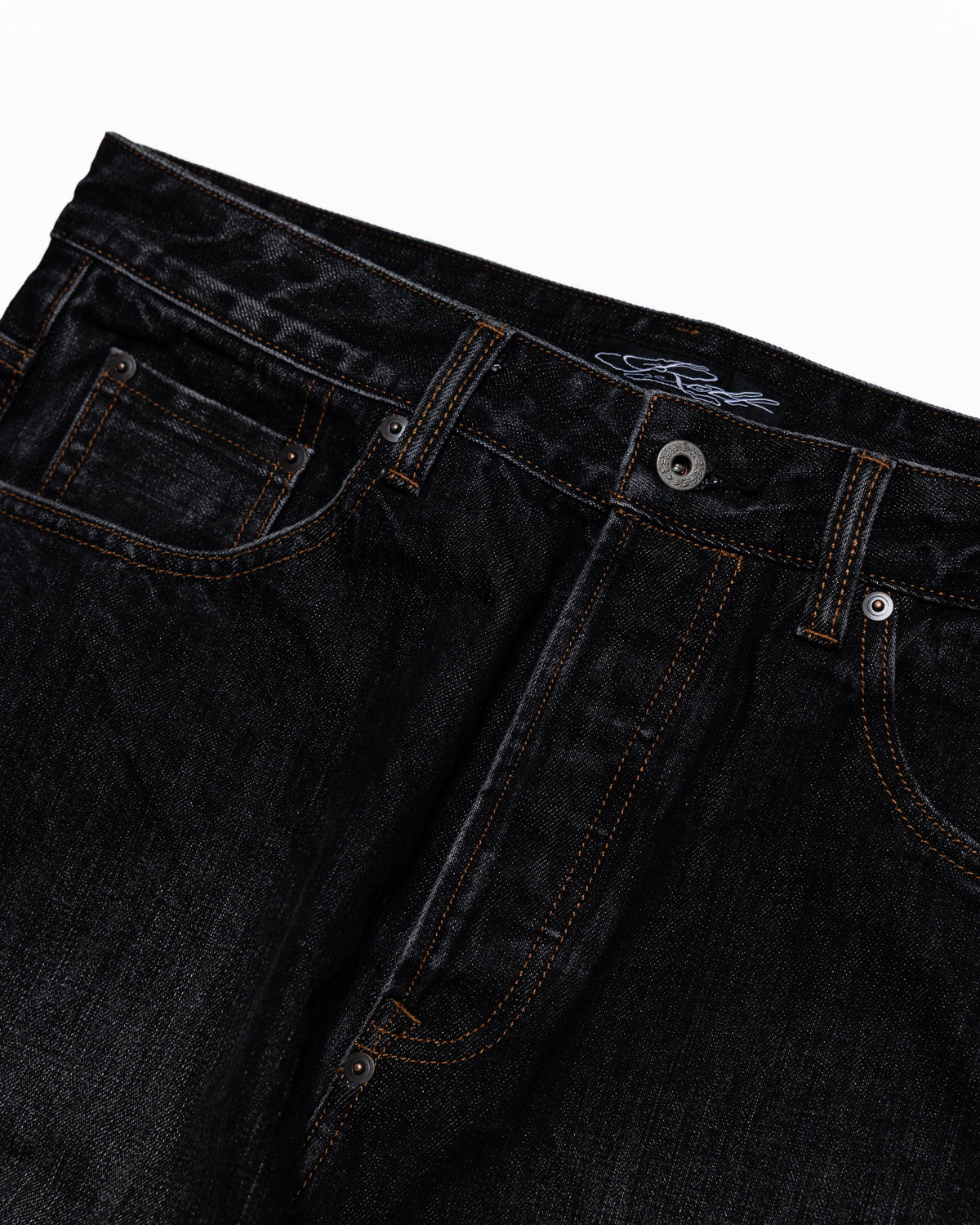 SELVEDGE BUCKLE BACK JEAN